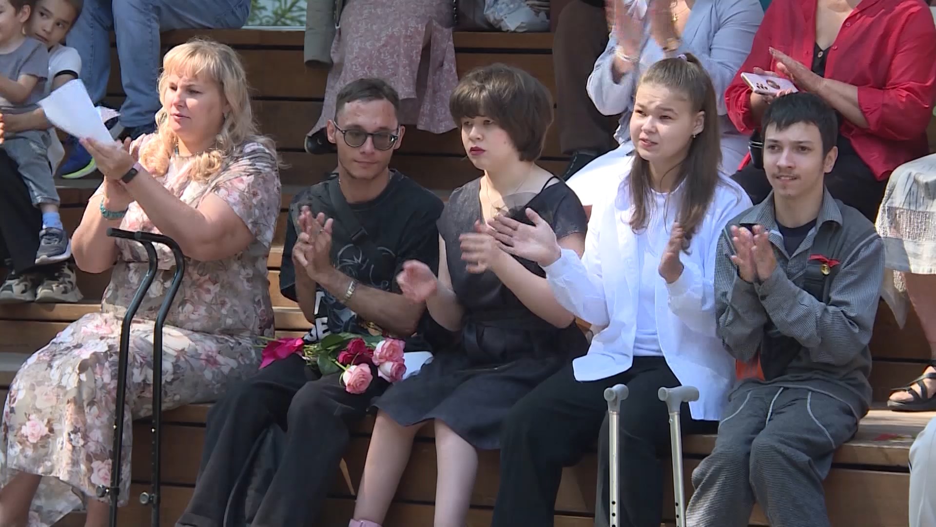  Выпускники Республиканского центра дистанционного образования детей - инвалидов получили аттестаты