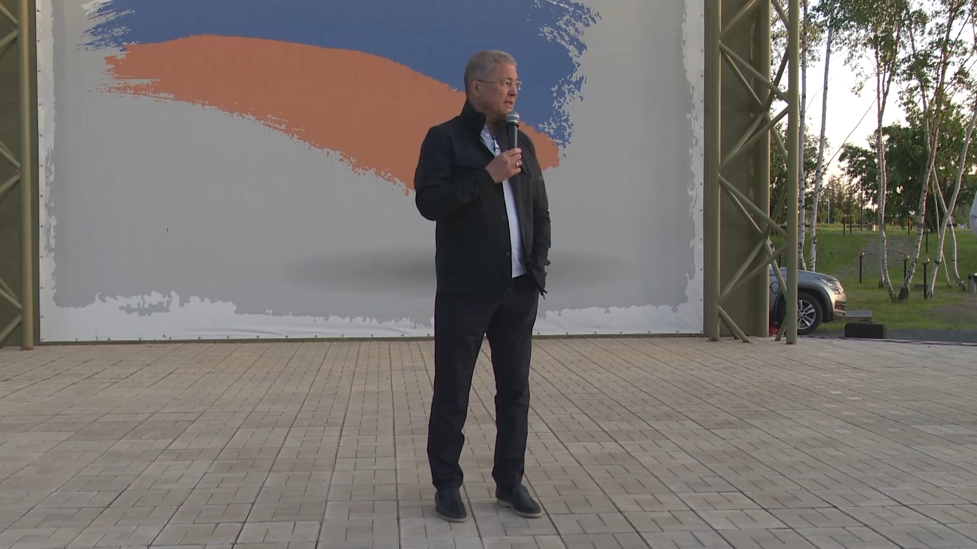 Хабиров встретился с участниками Лагеря волонтеров