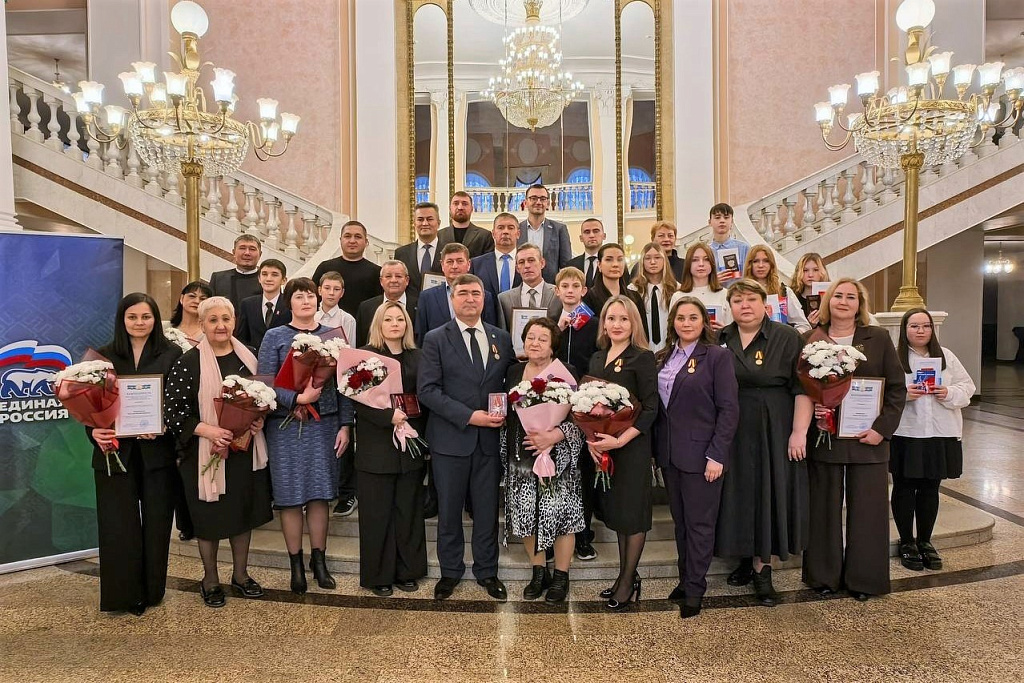 В Уфе проходят торжественные собрания, посвященные Дню народного единства