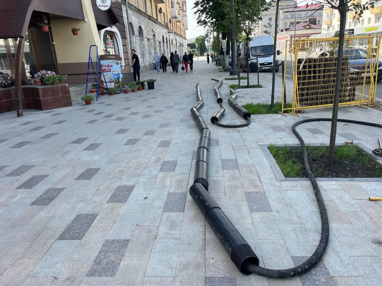В Уфе на улице Ленина обновлён участок канализационного коллектора