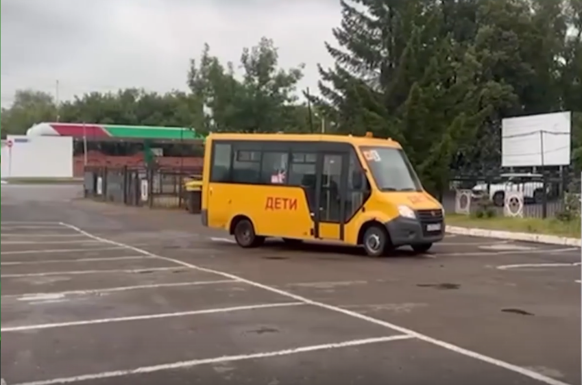 В 34 школьных автобусах выявили нарушения