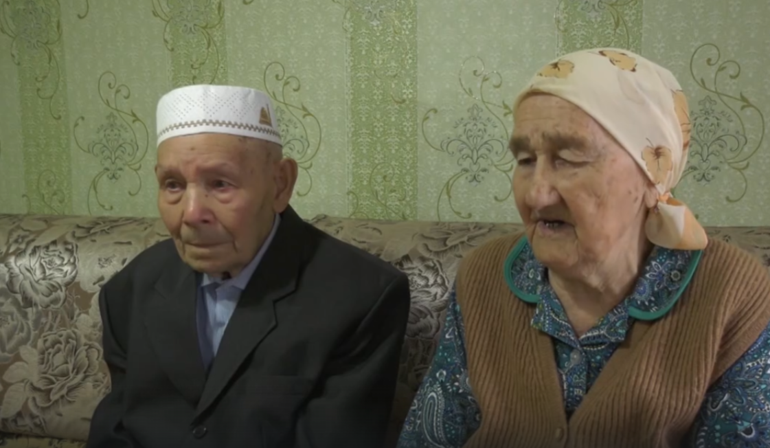 Семья Сахабутдиновых из Уфы отметила платиновую свадьбу