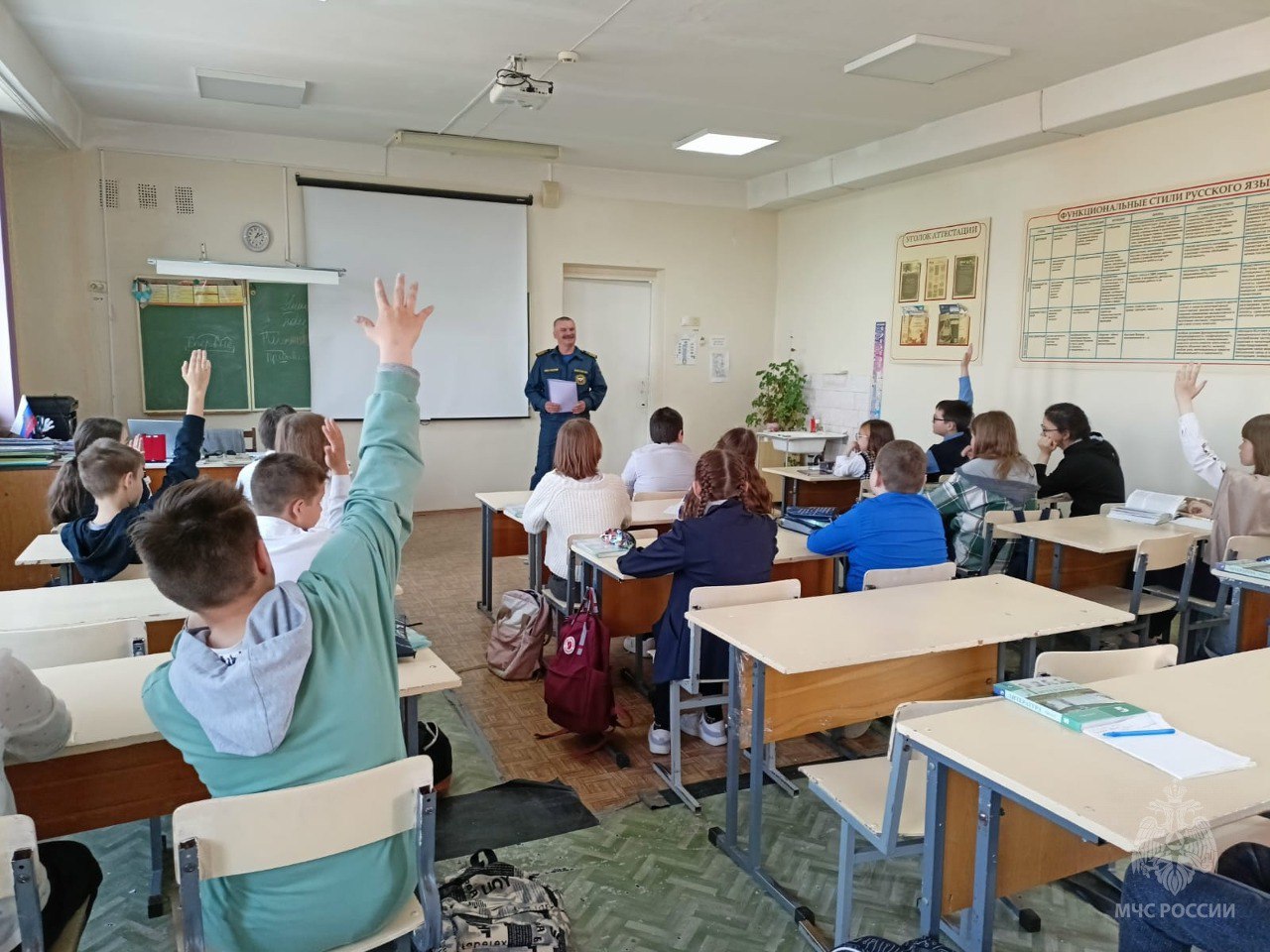 Уроки дорожной безопасности проходят в школах Уфы