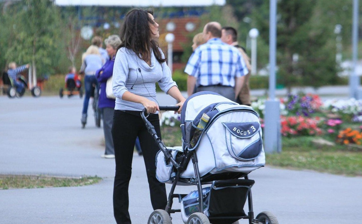 Больше половины всех родившихся детей в Башкирии появились у мам 30-ти - 40-ка лет