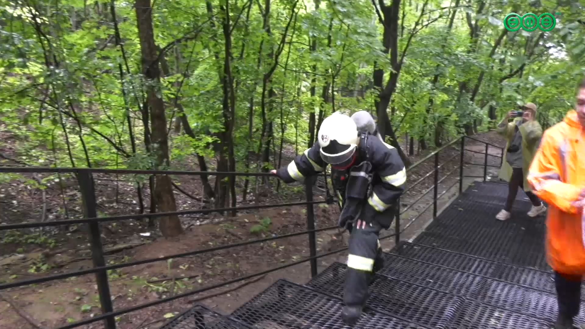 В Уфе прошли соревнования для спасателей 