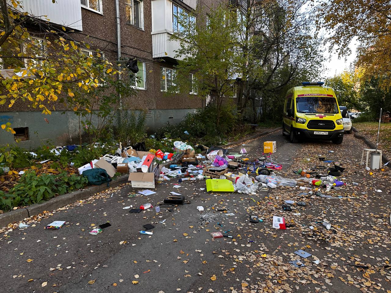 Уфимец выкинул ребенка с 4 этажа