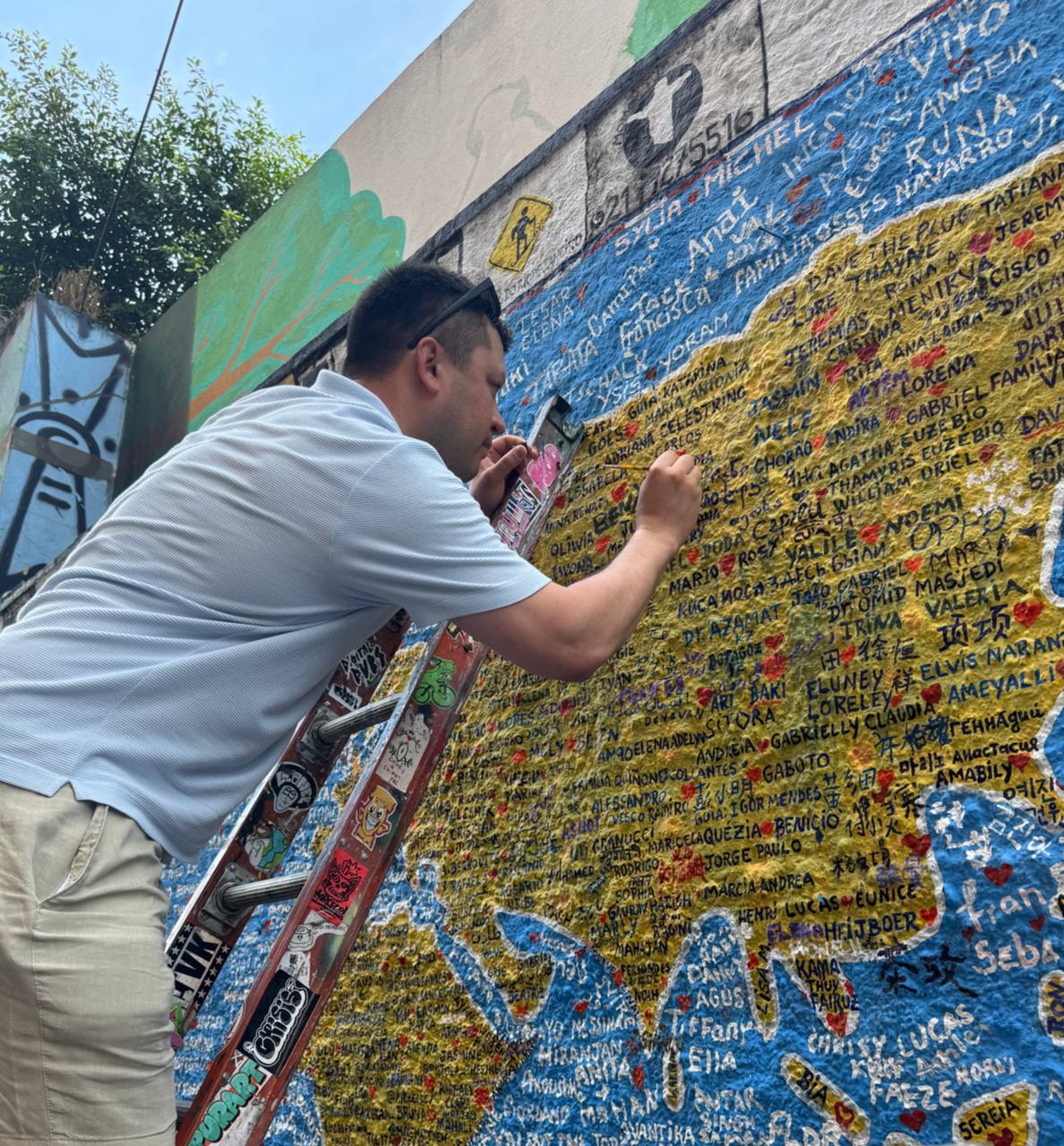 Ратмир Мавлиев улетел в командировку в Бразилию