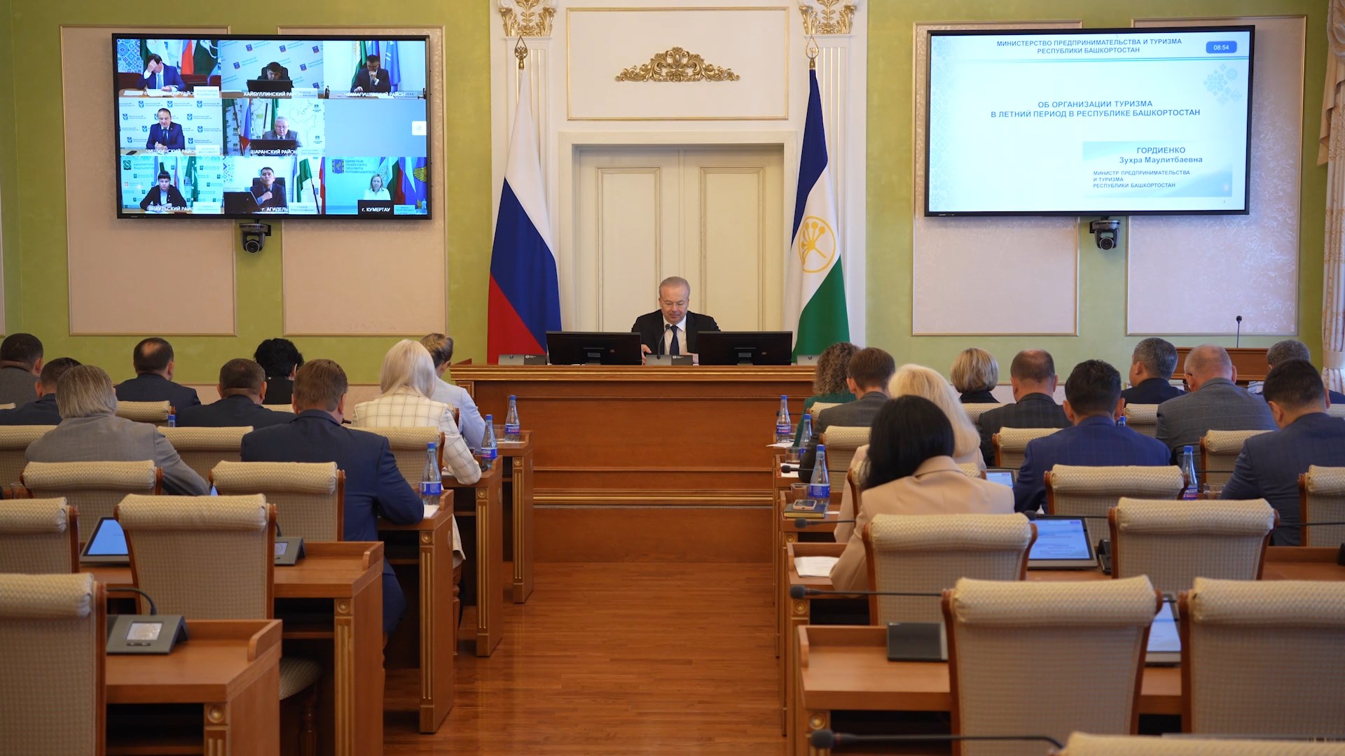 Кто получил льготную землю