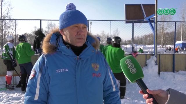 В Уфе прошел турнир Октябрьского района по хоккею. За кубок состязались школьные команды